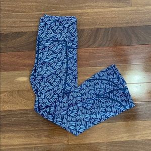 Zyia light n tight pocket leggings *LIKE NEW*